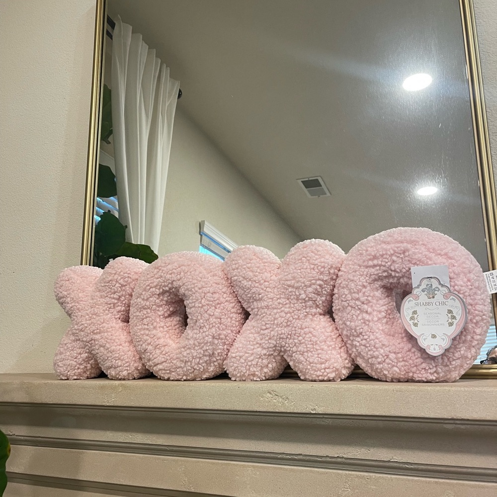 Shabby Chic XOXO Valentine's Pillow Plush Cozy Fluffy Soft Gift Decor 8" X 28"